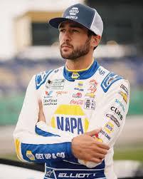 Breaking news: Chase Elliott has been arrested for speeding in Daytona Beach, Florida, leaving fans shocked and concerned about his future.